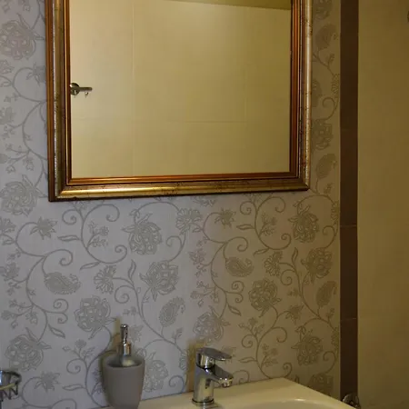 Ostria Apartman Ermúpoli